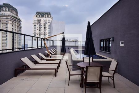 Apartamento à venda com 42m², 2 quartos e 1 vaga Apartamento à venda com 42m², 2 quartos e 1 vagaPiscina