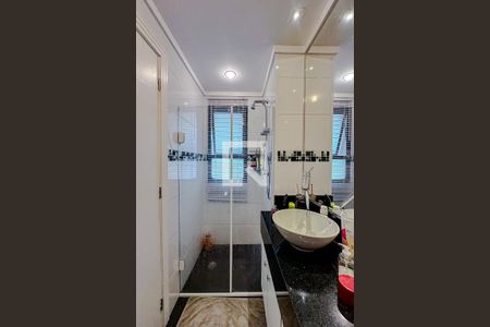 Apartamento à venda com 108m², 3 quartos e 2 vagasBanheiro da Suíte