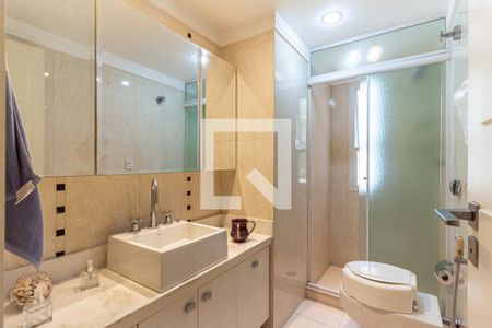Apartamento para alugar com 220m², 3 quartos e 3 vagas Apartamento para alugar com 220m², 3 quartos e 3 vagasBanheiro 2