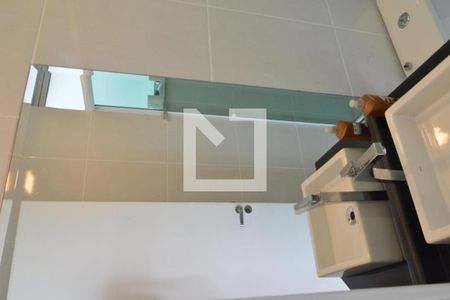 Apartamento à venda com 135m², 2 quartos e 2 vagasBanheiro