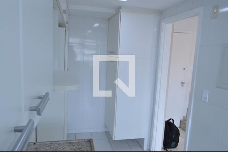 Apartamento à venda com 135m², 2 quartos e 2 vagasCozinha