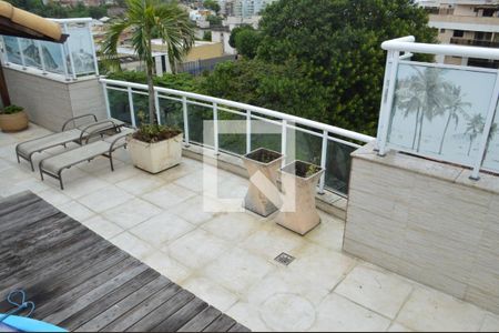 Apartamento à venda com 135m², 2 quartos e 2 vagasTerraço Gourmet