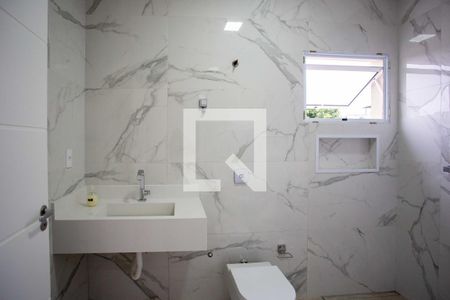 Casa à venda com 310m², 3 quartos e 4 vagasBanheiro da Suíte