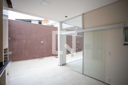 Casa à venda com 310m², 3 quartos e 4 vagasEspaço Gourmet