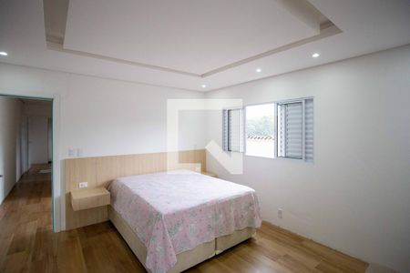 Casa à venda com 310m², 3 quartos e 4 vagasQuarto Suíte