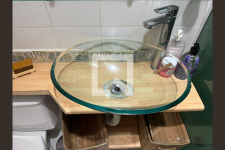 Apartamento à venda com 108m², 3 quartos e 3 vagasBanheiro Social