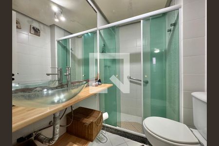 Apartamento à venda com 108m², 3 quartos e 3 vagasSuíte - Banheiro