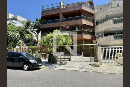 Apartamento à venda com 108m², 3 quartos e 3 vagasFachada