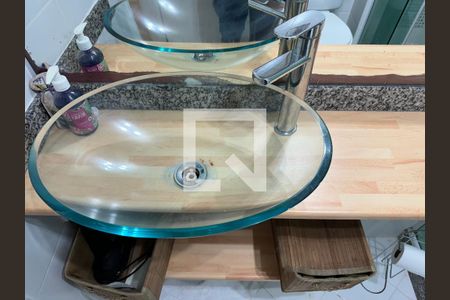 Apartamento à venda com 108m², 3 quartos e 3 vagasSuíte - Banheiro