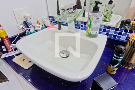 Apartamento à venda com 164m², 3 quartos e 3 vagas Apartamento à venda com 164m², 3 quartos e 3 vagasBanheiro da Suíte 1