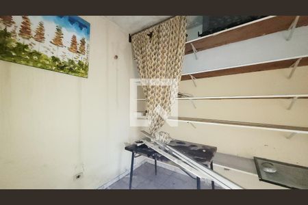 Casa à venda com 308m², 3 quartos e 1 vaga Casa à venda com 308m², 3 quartos e 1 vagaEdícula