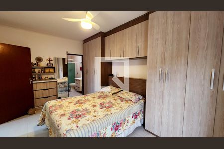 Casa à venda com 180m², 2 quartos e 4 vagas Casa à venda com 180m², 2 quartos e 4 vagasQuarto Suíte