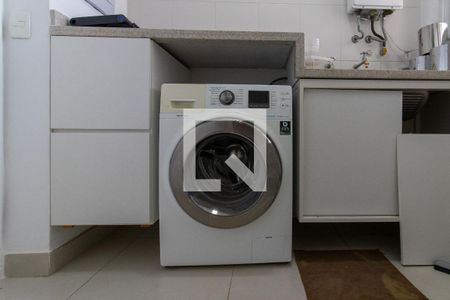 Apartamento à venda com 117m², 2 quartos e 2 vagas Apartamento à venda com 117m², 2 quartos e 2 vagasÁrea de Serviço