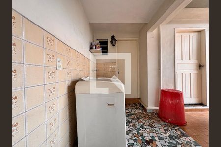 Casa à venda com 157m², 3 quartos e 2 vagas Casa à venda com 157m², 3 quartos e 2 vagasLavanderia