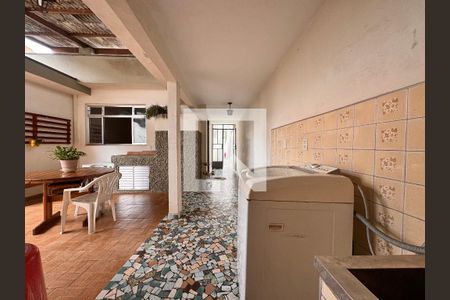 Casa à venda com 157m², 3 quartos e 2 vagas Casa à venda com 157m², 3 quartos e 2 vagasLavanderia