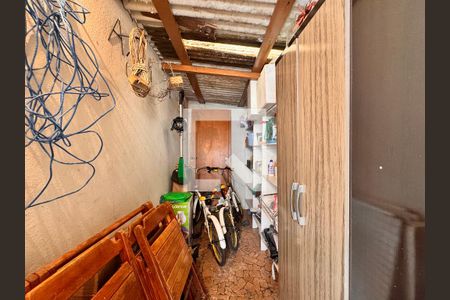 Casa à venda com 157m², 3 quartos e 2 vagas Casa à venda com 157m², 3 quartos e 2 vagasDepósito