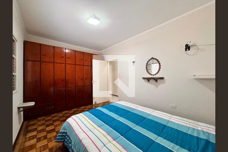 Casa à venda com 157m², 3 quartos e 2 vagas Casa à venda com 157m², 3 quartos e 2 vagasQuarto 2