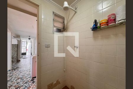 Casa à venda com 157m², 3 quartos e 2 vagas Casa à venda com 157m², 3 quartos e 2 vagasBanheiro 2