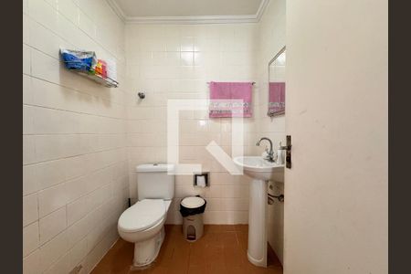 Casa à venda com 157m², 3 quartos e 2 vagas Casa à venda com 157m², 3 quartos e 2 vagasBanheiro 2