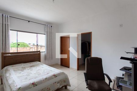 Casa à venda com 380m², 3 quartos e 4 vagas Casa à venda com 380m², 3 quartos e 4 vagasSuíte