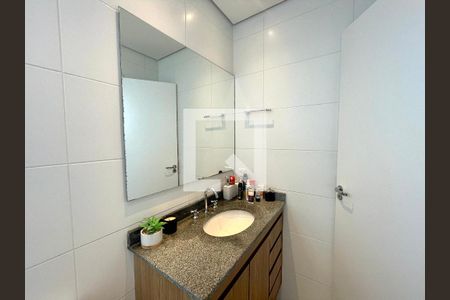 Apartamento à venda com 131m², 3 quartos e 2 vagas Apartamento à venda com 131m², 3 quartos e 2 vagasBanheiro da Suíte 3