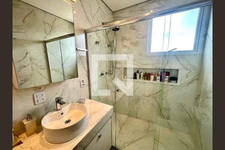 Apartamento à venda com 131m², 3 quartos e 2 vagas Apartamento à venda com 131m², 3 quartos e 2 vagasBanheiro da Suíte 2