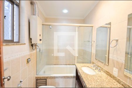 Apartamento à venda com 110m², 3 quartos e 1 vagaBanheiro da Suíte