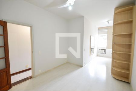 Apartamento à venda com 110m², 3 quartos e 1 vagaSuíte