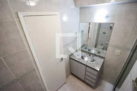 Apartamento à venda com 66m², 3 quartos e 1 vaga Apartamento à venda com 66m², 3 quartos e 1 vagaBanheiro Social