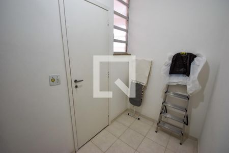 Apartamento à venda com 66m², 3 quartos e 1 vaga Apartamento à venda com 66m², 3 quartos e 1 vagaQuarto de Serviço