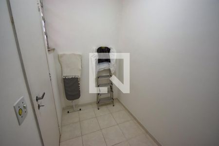Apartamento à venda com 66m², 3 quartos e 1 vaga Apartamento à venda com 66m², 3 quartos e 1 vagaQuarto de Serviço