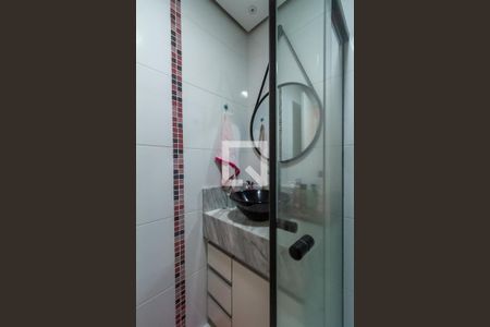 Casa de condomínio à venda com 127m², 3 quartos e 3 vagas Casa de condomínio à venda com 127m², 3 quartos e 3 vagasBanheiro