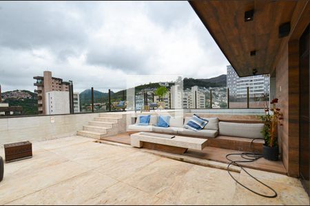 Apartamento à venda com 420m², 4 quartos e 5 vagasArea privativa/ piscina