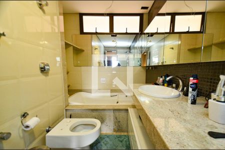 Apartamento à venda com 420m², 4 quartos e 5 vagasBanheiro suite