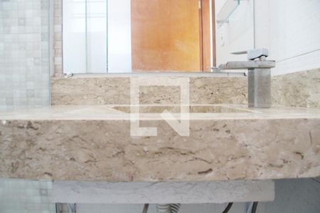 Casa à venda com 126m², 3 quartos e 3 vagasBanheiro da Suíte