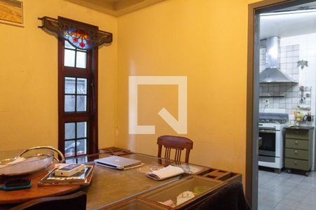 Casa à venda com 252m², 3 quartos e 3 vagas Casa à venda com 252m², 3 quartos e 3 vagasSala 2