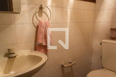 Casa à venda com 252m², 3 quartos e 3 vagas Casa à venda com 252m², 3 quartos e 3 vagasBanheiro de Serviço 2