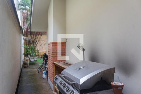 Casa à venda com 252m², 3 quartos e 3 vagas Casa à venda com 252m², 3 quartos e 3 vagasÁrea Externa