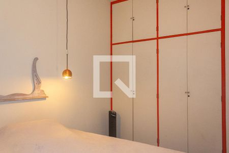 Casa à venda com 252m², 3 quartos e 3 vagas Casa à venda com 252m², 3 quartos e 3 vagasQuarto 3