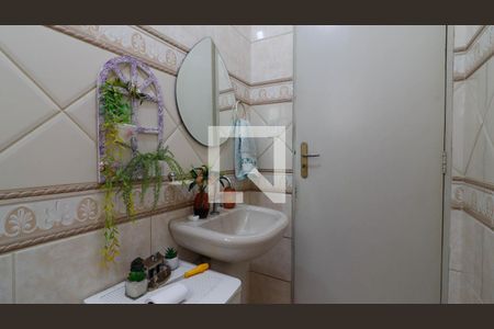 Casa à venda com 127m², 3 quartos e 2 vagas Casa à venda com 127m², 3 quartos e 2 vagasLavabo