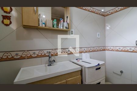 Casa à venda com 127m², 3 quartos e 2 vagas Casa à venda com 127m², 3 quartos e 2 vagasBanheiro da Suíte