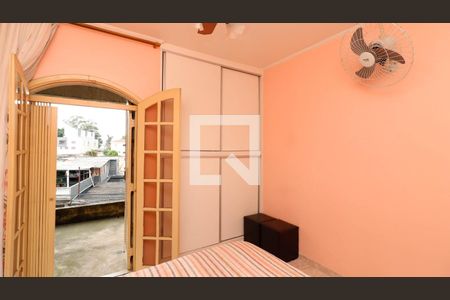 Casa à venda com 127m², 3 quartos e 2 vagas Casa à venda com 127m², 3 quartos e 2 vagasSuíte