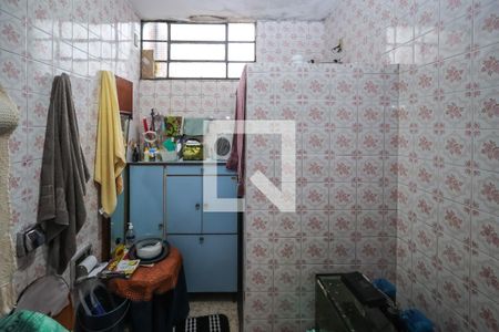 Casa à venda com 190m², 5 quartos e 4 vagas Casa à venda com 190m², 5 quartos e 4 vagasCasa 1: Banheiro