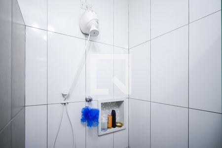 Casa à venda com 190m², 5 quartos e 4 vagas Casa à venda com 190m², 5 quartos e 4 vagasCasa 2: Banheiro