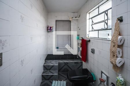 Casa à venda com 190m², 5 quartos e 4 vagas Casa à venda com 190m², 5 quartos e 4 vagasCasa 2: Suíte 1