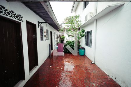 Casa à venda com 190m², 5 quartos e 4 vagas Casa à venda com 190m², 5 quartos e 4 vagasQuintal