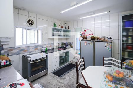 Casa à venda com 190m², 5 quartos e 4 vagas Casa à venda com 190m², 5 quartos e 4 vagasCasa 2: Cozinha