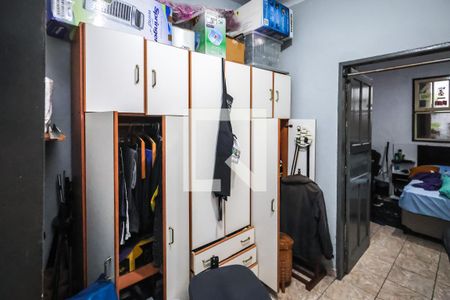 Casa à venda com 190m², 5 quartos e 4 vagas Casa à venda com 190m², 5 quartos e 4 vagasCasa 1: Quarto 2