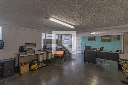 Casa à venda com 363m², 5 quartos e 4 vagasEdícula - Escritório