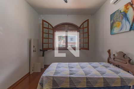 Casa à venda com 363m², 5 quartos e 4 vagasQuarto 4